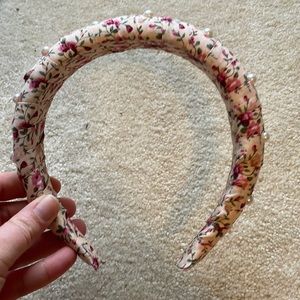NWOT Floral Pearl headband